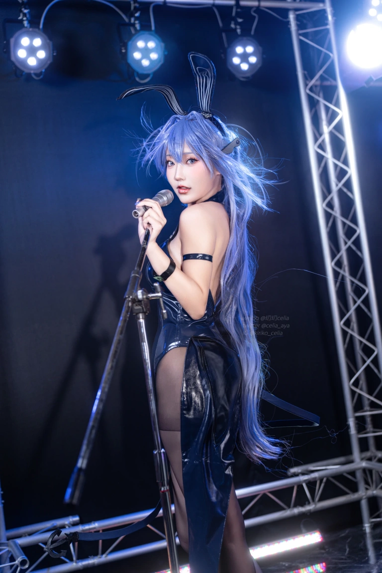 切切celia《花园兔女郎》主题写真：41张全套美图