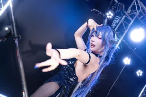 切切celia《花园兔女郎》主题写真：41张全套美图