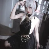切切celia《明日方舟 W 礼服》主题写真：20张全套美图