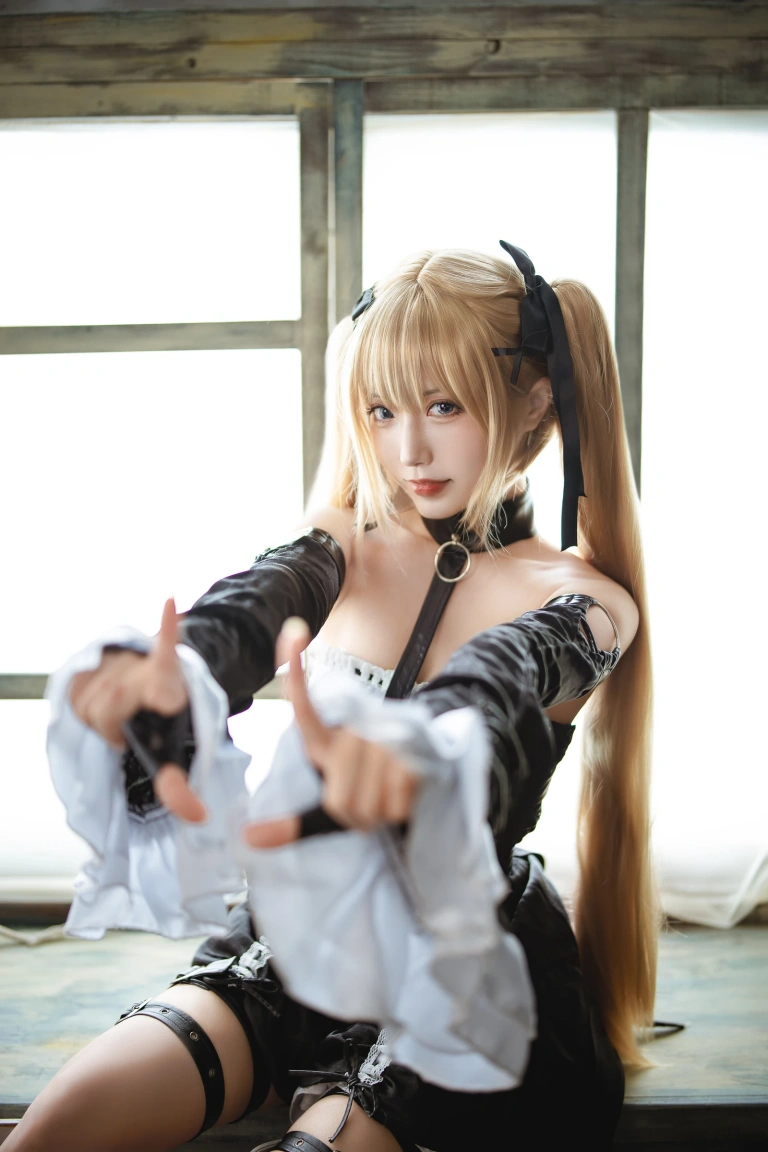 切切celia《玛丽萝丝》主题写真：33张全套美图