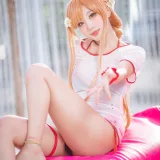切切celia《亚丝娜泳装》主题写真：21张全套美图