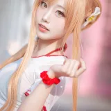 切切celia《亚丝娜泳装》主题写真：21张全套美图