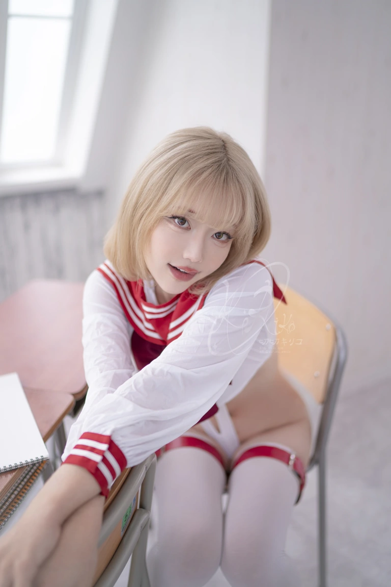 切切celia《小春日和制服》主题写真：39张全套美图