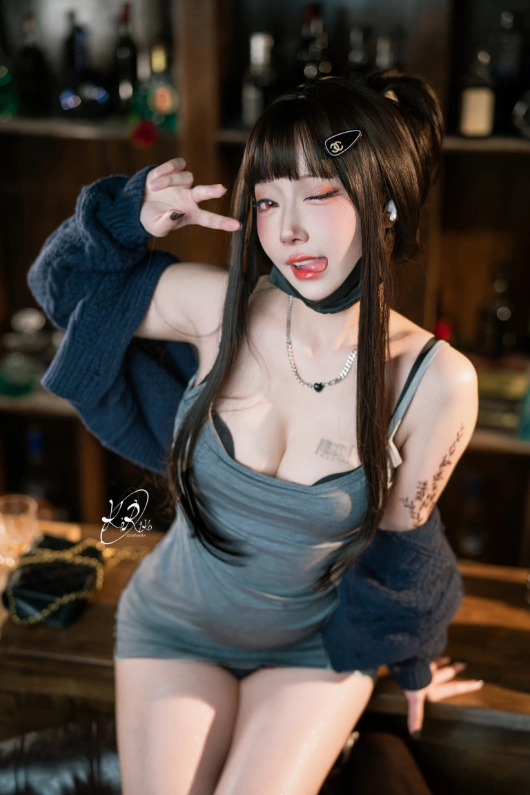 切切celia《杀手妻子D》主题写真：62张全套美图，含8个视频