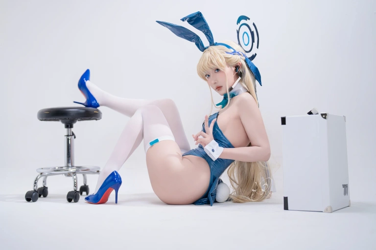 切切celia《Toki Bunny》主题写真：42张全套美图
