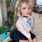 切切celia《明日奈制服自拍》主题写真：17张全套美图，含7个视频
