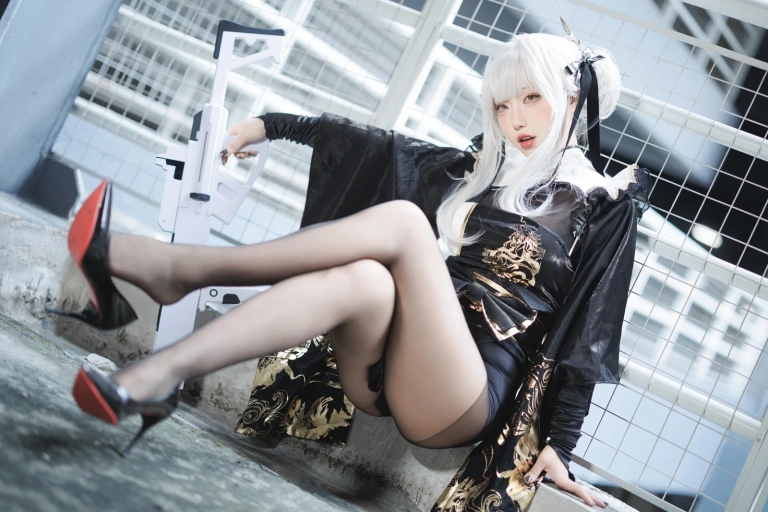 切切celia《布兰浴衣》主题写真：17张全套美图