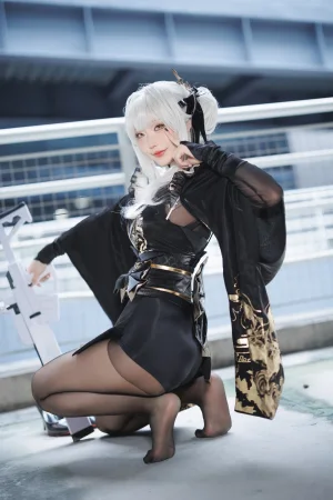 切切celia《布兰浴衣》主题写真：17张全套美图