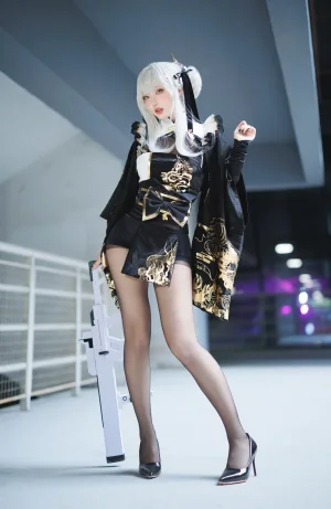 切切celia《布兰浴衣》主题写真：17张全套美图