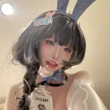 切切celia《梅里自拍》主题写真：14张全套美图，含3个视频