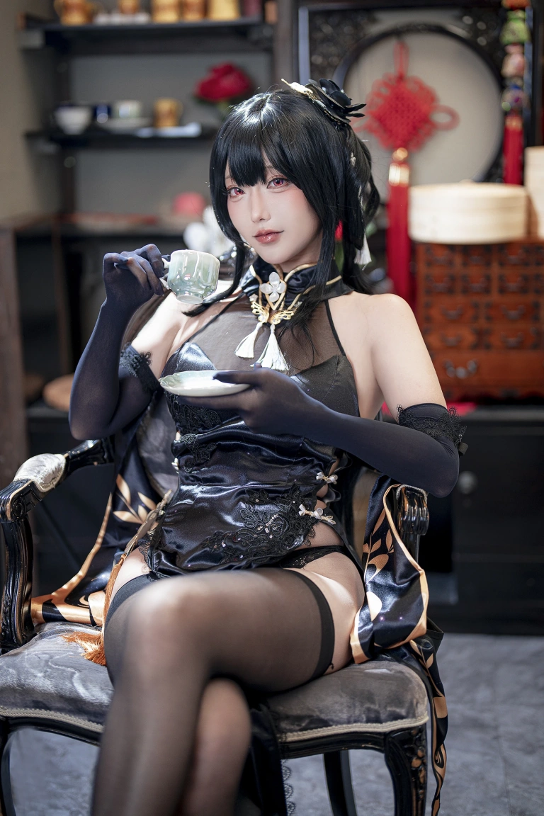 切切celia《镇海》主题写真：32张全套美图