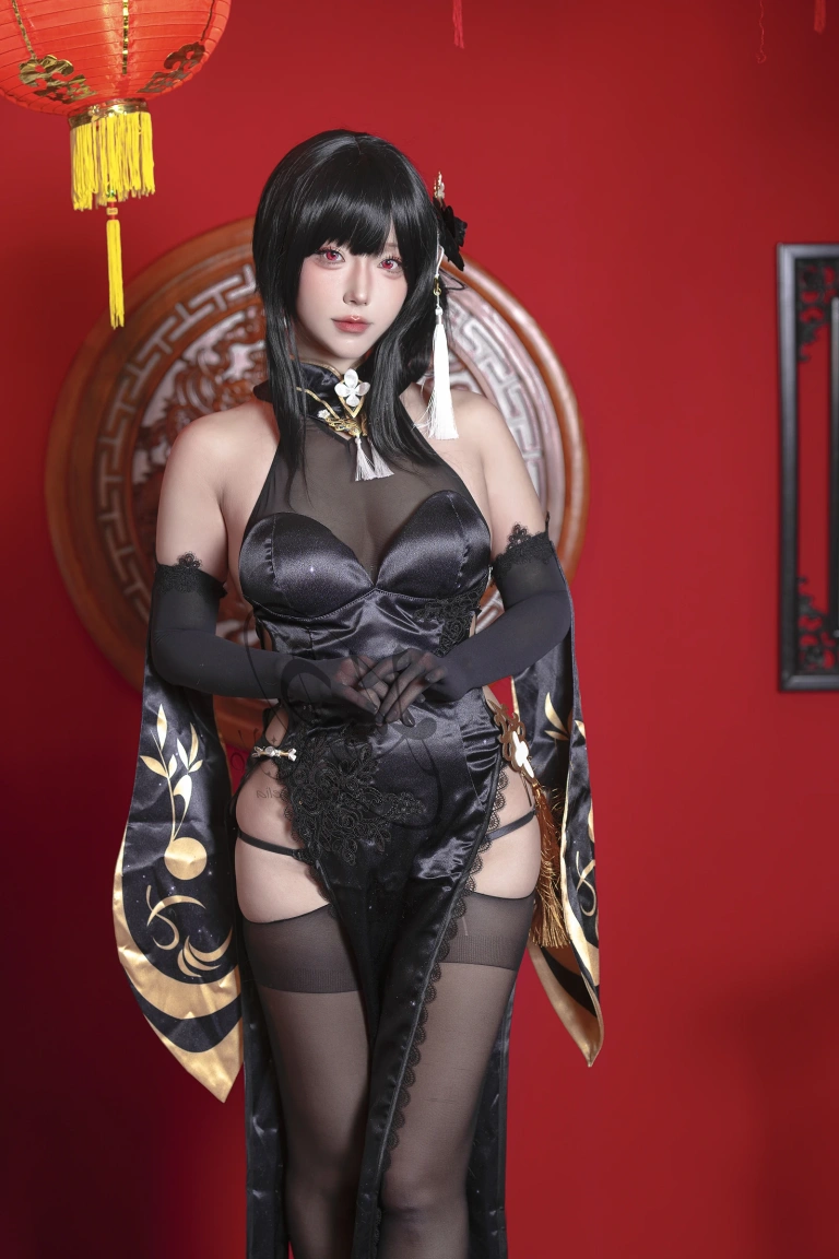 切切celia《镇海》主题写真：32张全套美图