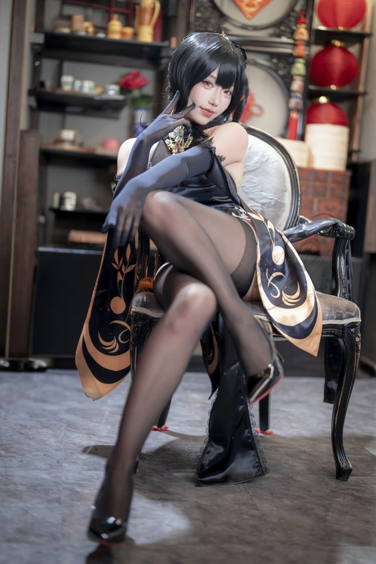 切切celia《镇海》主题写真：32张全套美图