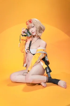 切切celia《NIKKE 胜利女神 阿妮斯》主题写真：40张全套美图