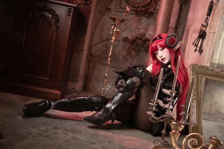 切切celia《碧蓝航线 兴登堡》主题写真：38张全套美图