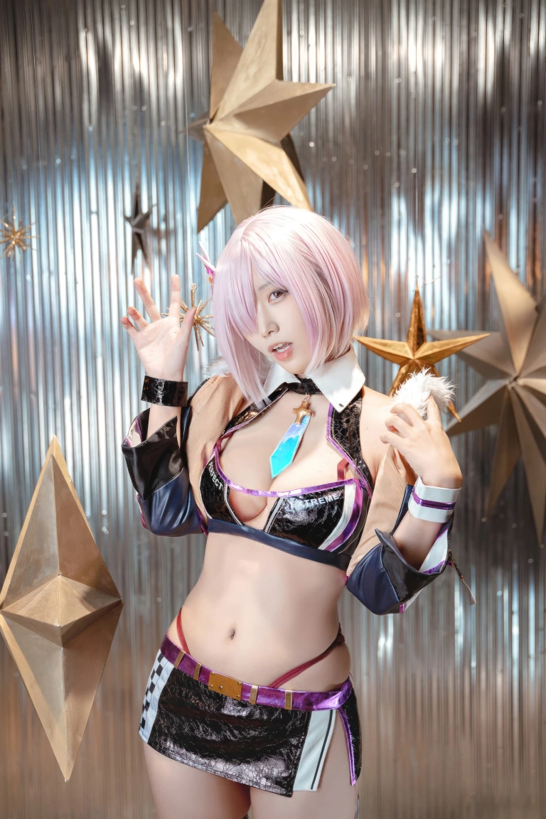 切切celia《FGO 玛修赛车服》主题写真：23张全套美图