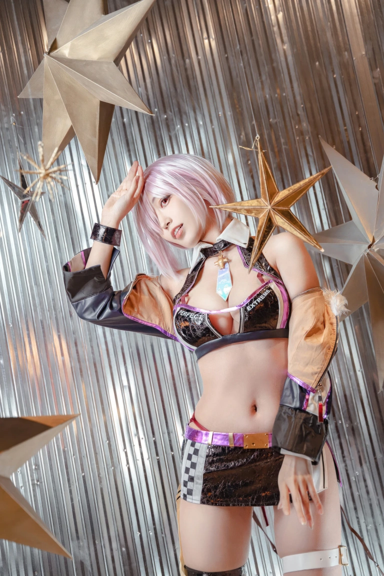 切切celia《FGO 玛修赛车服》主题写真：23张全套美图