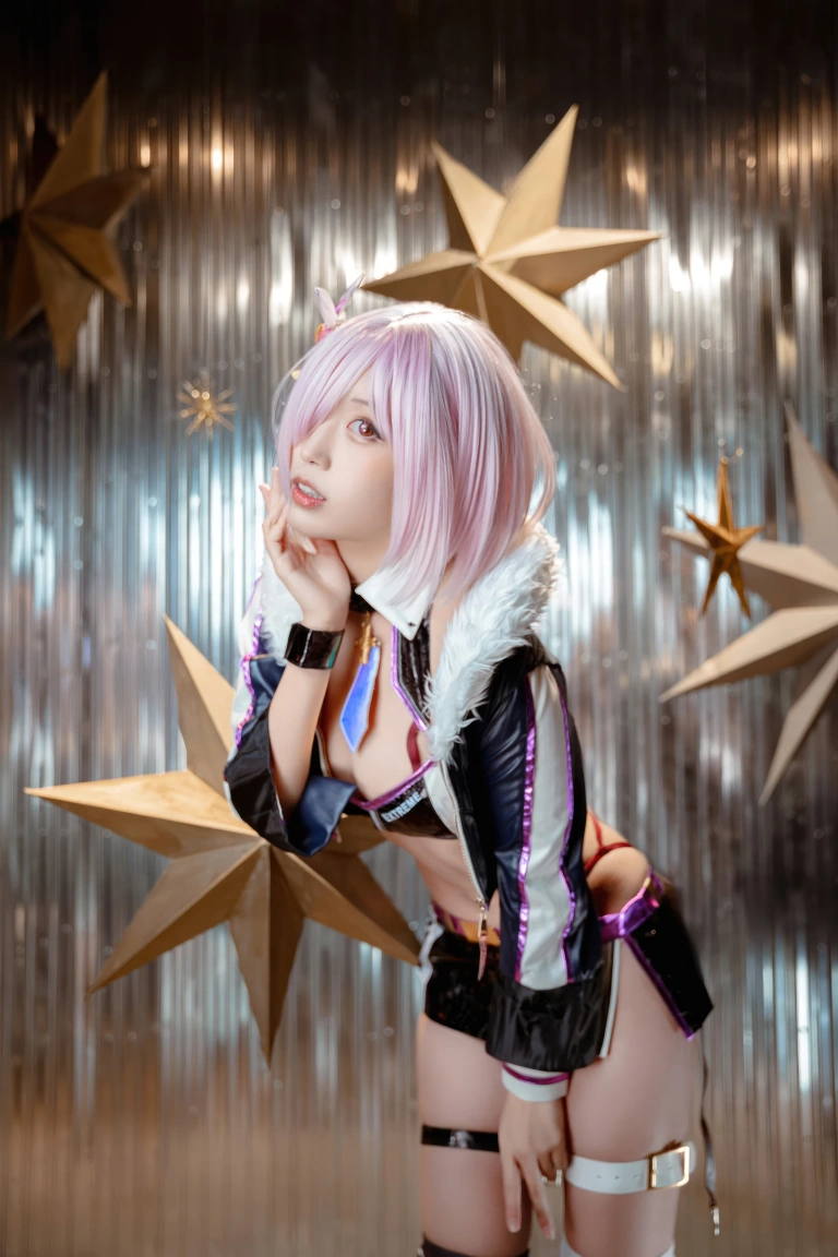 切切celia《FGO 玛修赛车服》主题写真：23张全套美图