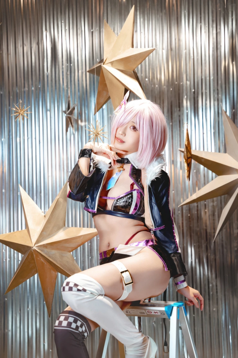 切切celia《FGO 玛修赛车服》主题写真：23张全套美图