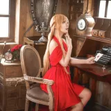 切切celia《刀剑神域 亚丝娜礼服》主题写真：28张全套美图