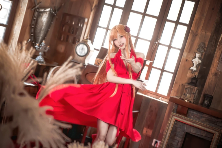 切切celia《刀剑神域 亚丝娜礼服》主题写真：28张全套美图
