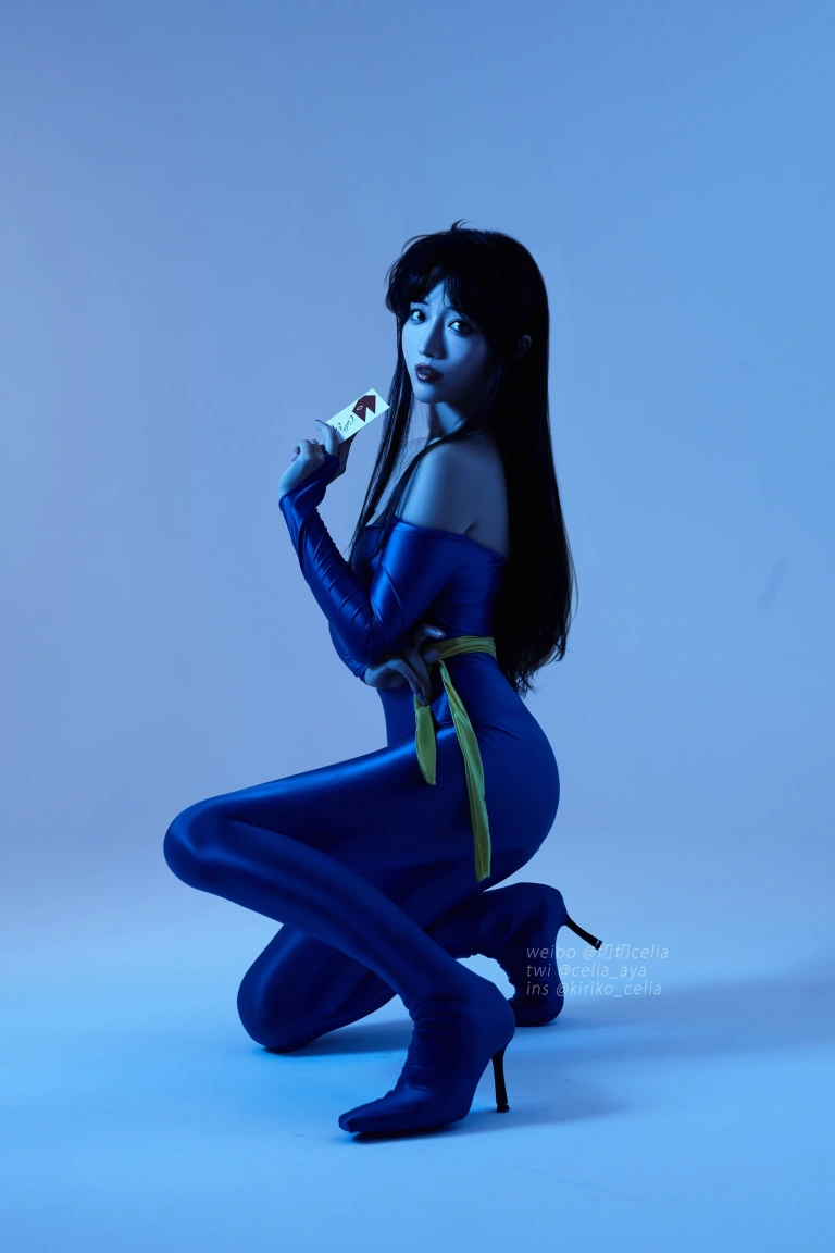 切切celia《猫眼三姐妹》主题写真：32张全套美图