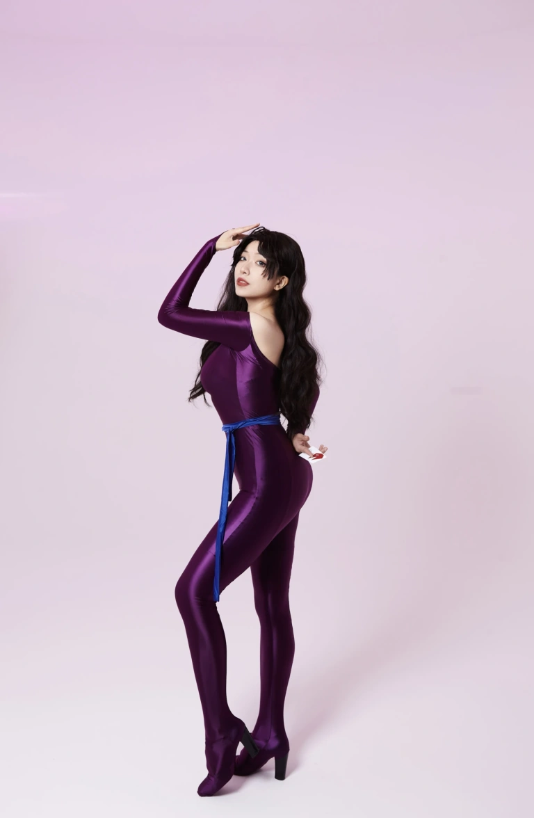 切切celia《猫眼三姐妹》主题写真：32张全套美图
