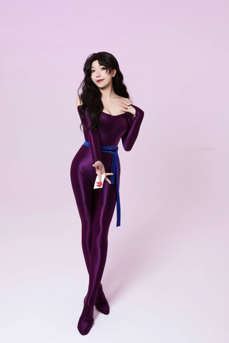 切切celia《猫眼三姐妹》主题写真：32张全套美图