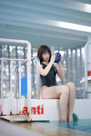 Cien恩恩《竞泳》主题写真：62张全套美图