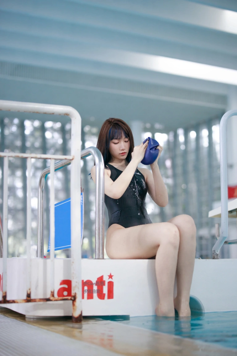 Cien恩恩《竞泳》主题写真：62张全套美图