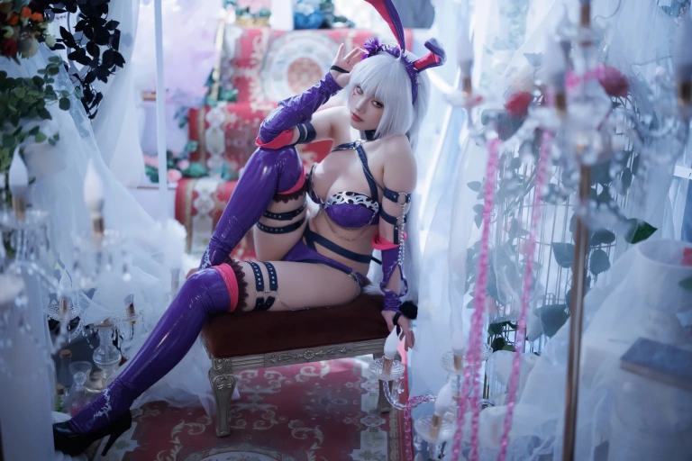 Cien恩恩《黑贞兔女郎》主题写真：30张全套美图