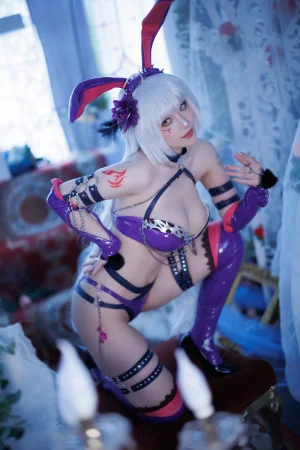 Cien恩恩《黑贞兔女郎》主题写真：30张全套美图