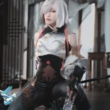 Cien恩恩《原神申鹤》主题写真：31张全套美图