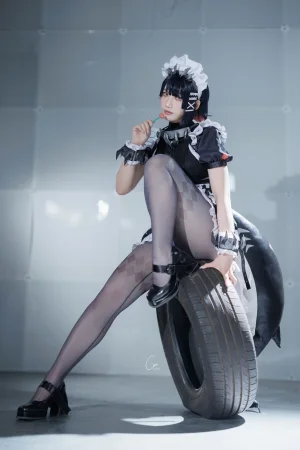 Cien恩恩《绝区零 艾莲·乔》主题写真：30张全套美图
