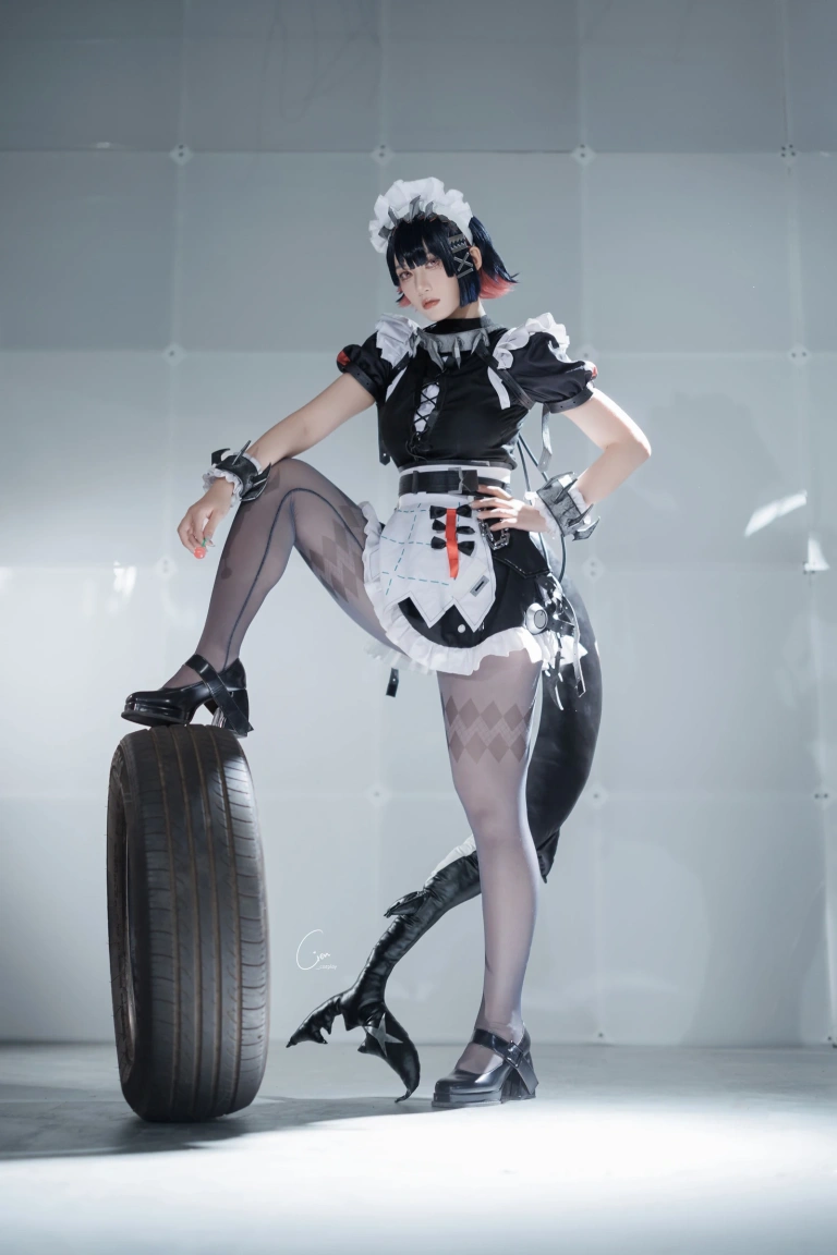 Cien恩恩《绝区零 艾莲·乔》主题写真：30张全套美图