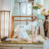 coser衣衣《初音韶华》主题写真：36张全套美图