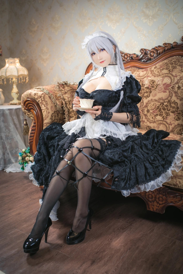 coser衣衣《赫敏cos》主题写真：30张全套美图，含10个视频