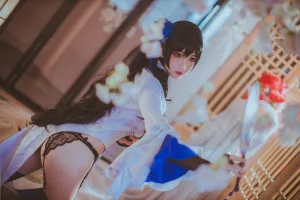 coser衣衣《95式玉玲珑》主题写真：50张全套美图