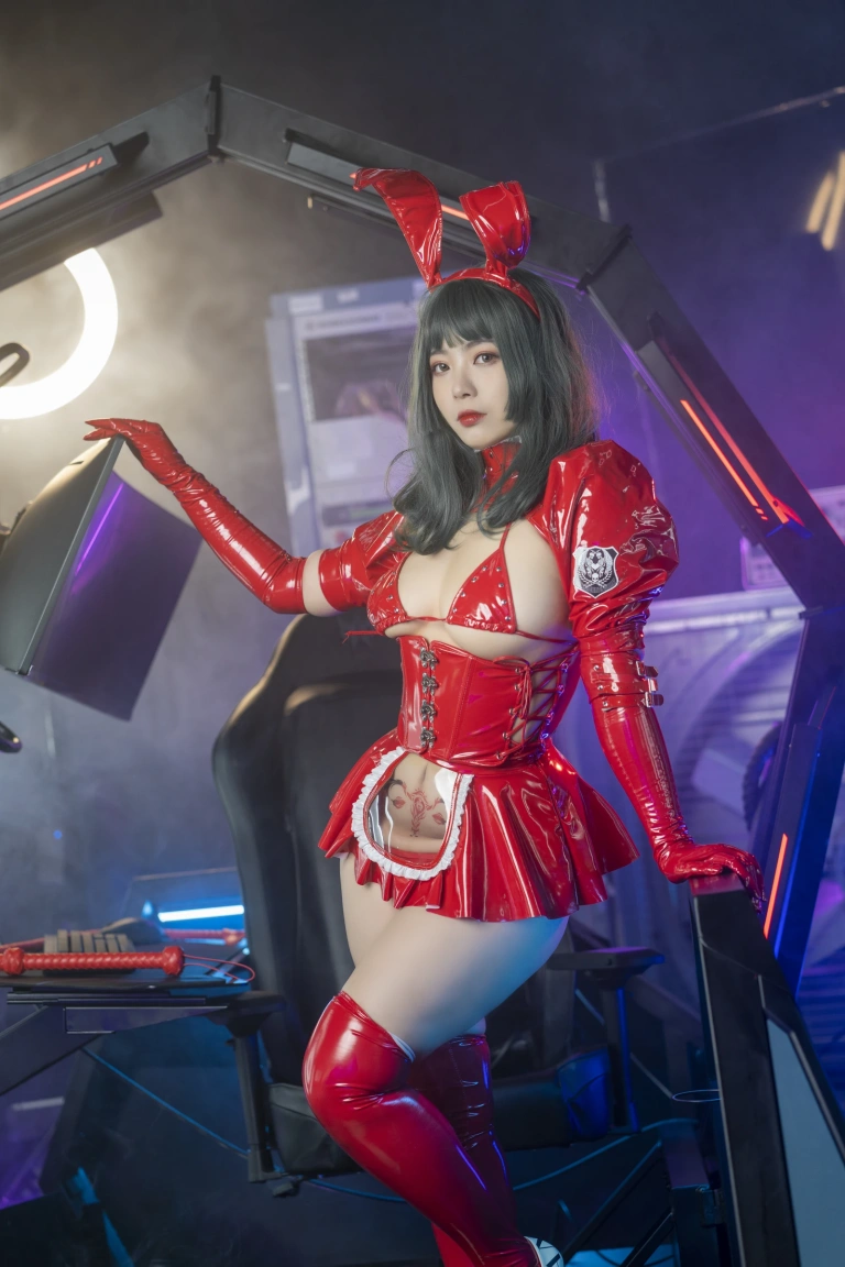 珟_珏Dita《暗黑兔女郎》主题写真：40张全套美图