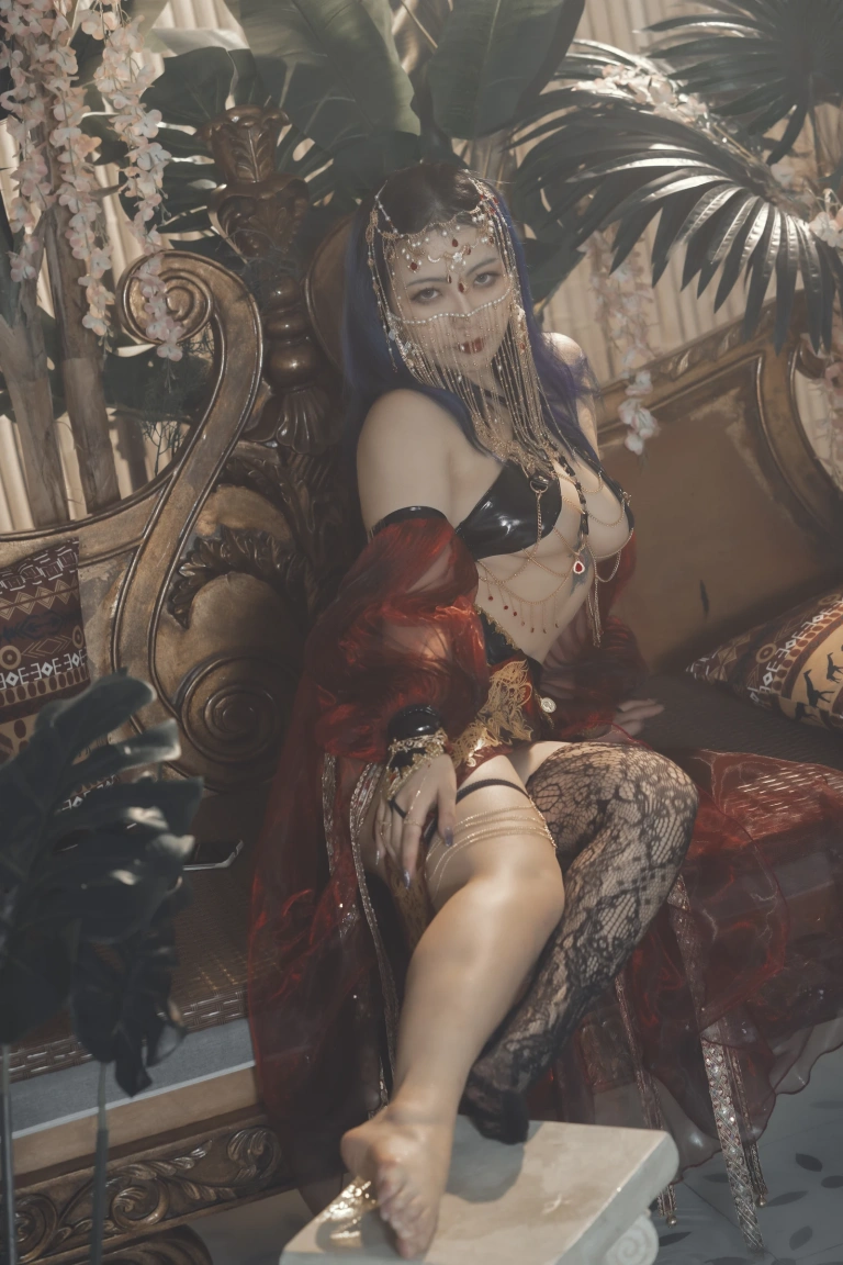 珟_珏Dita《深渊舞娘》主题写真：45张全套美图，含3个视频