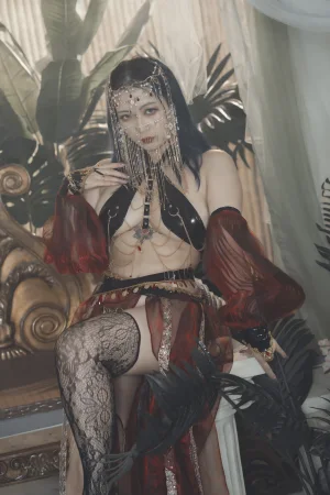 珟_珏Dita《深渊舞娘》主题写真：45张全套美图，含3个视频