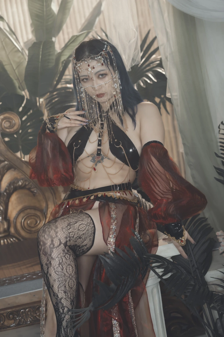 珟_珏Dita《深渊舞娘》主题写真：45张全套美图，含3个视频