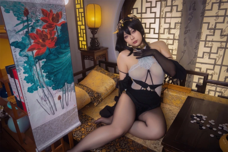 珟_珏Dita《碧蓝航线 镇海旗袍》主题写真：58张全套美图，含2个视频