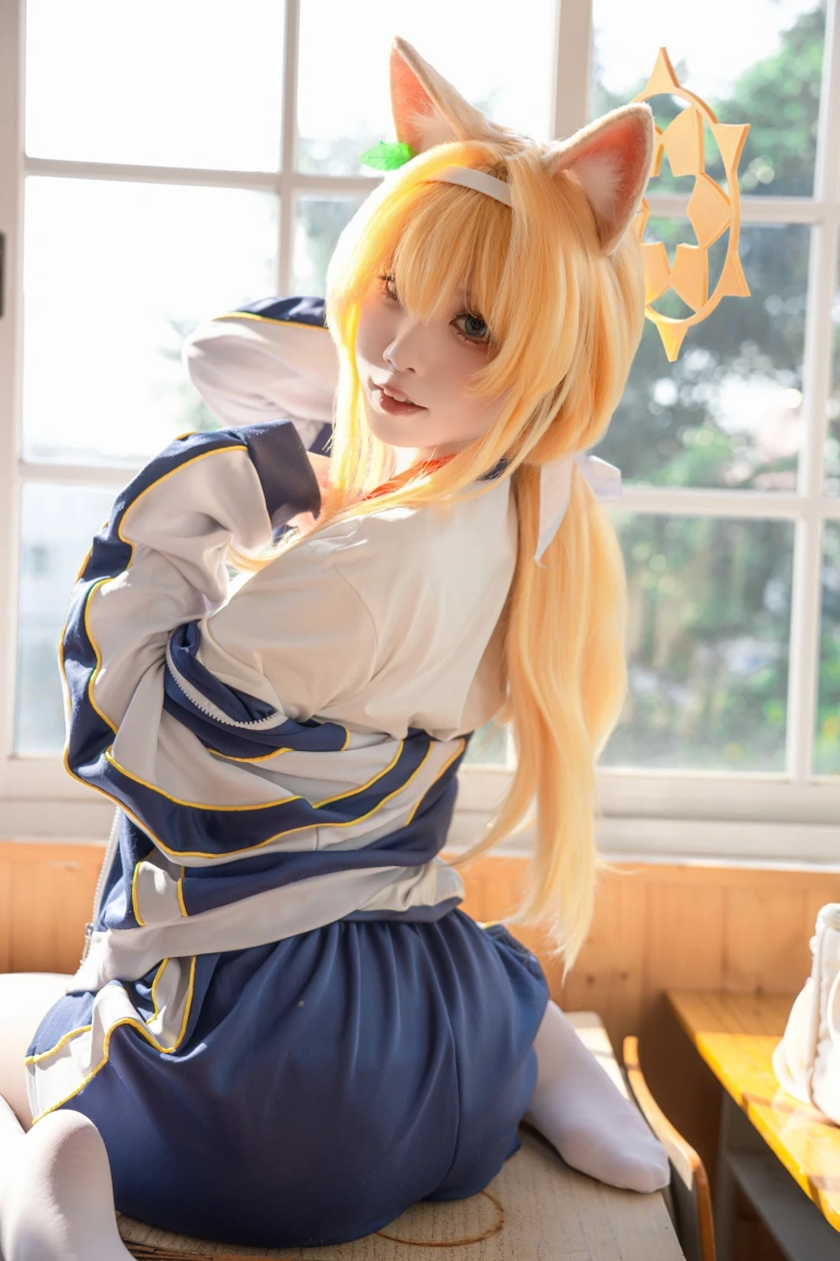 纸悦Etsu_ko《玛丽体操》主题写真：64张全套美图