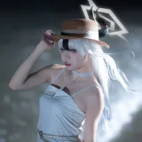 纸悦Etsu_ko《加代子白裙》主题写真：20张全套美图
