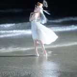 纸悦Etsu_ko《加代子白裙》主题写真：20张全套美图