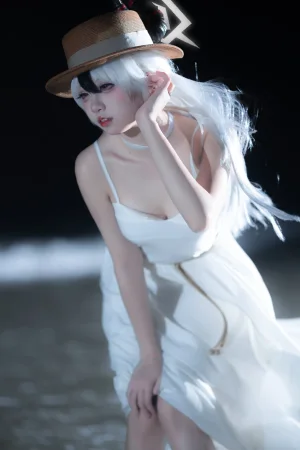 纸悦Etsu_ko《加代子白裙》主题写真：20张全套美图
