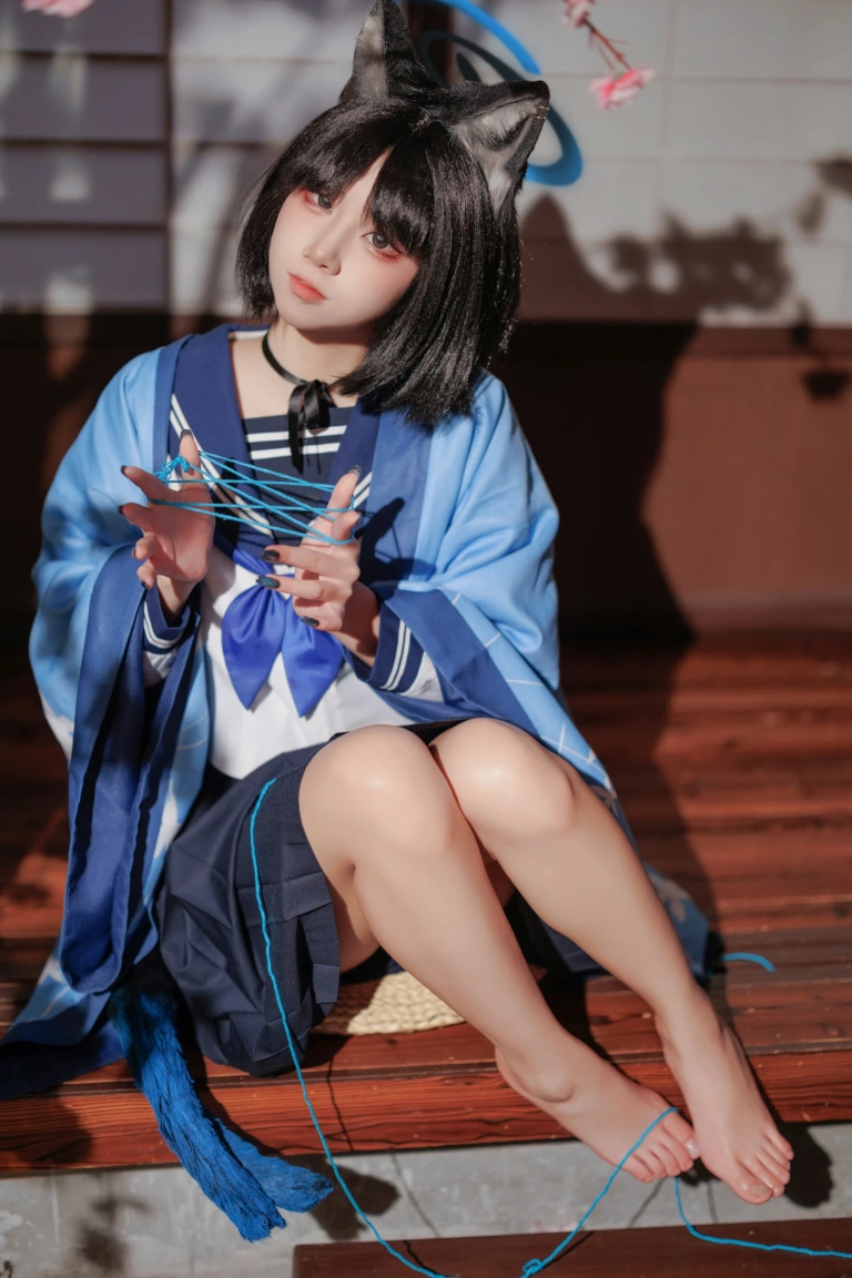 纸悦Etsu_ko《桔梗毛线团》主题写真：25张全套美图