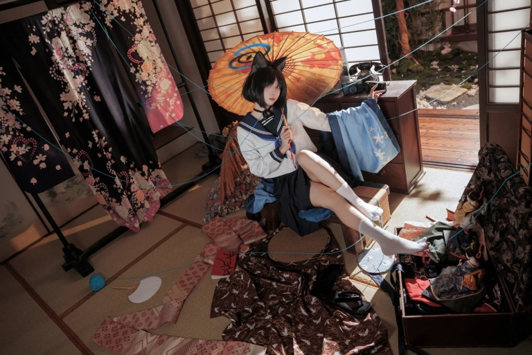 纸悦Etsu_ko《桔梗毛线团》主题写真：25张全套美图
