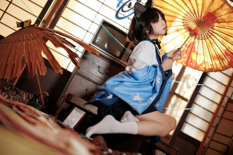 纸悦Etsu_ko《桔梗毛线团》主题写真：25张全套美图